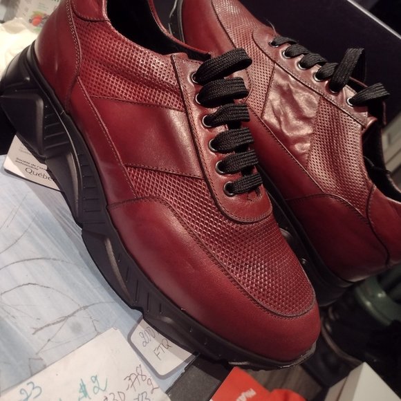 Isarti Sneakers 9 - Picture 1 of 10